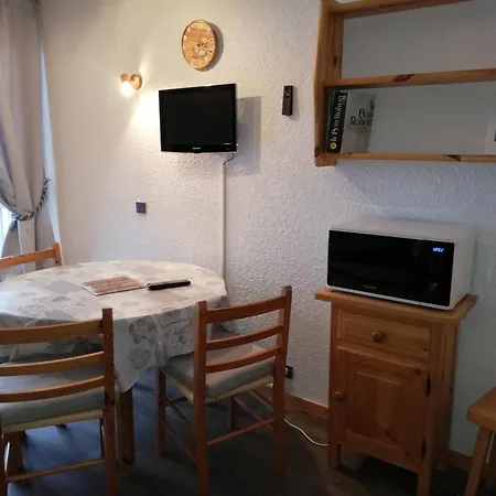 Valmorel: Aux Pieds, 4 Pers, Balcon - Fr-1-356-496 *