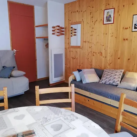 Valmorel: Aux Pieds, 4 Pers, Balcon - Fr-1-356-496 * Valmorel